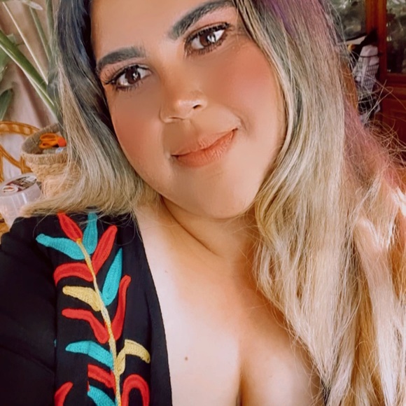 Meet your Posher, Celynee - Picture 13 of 13